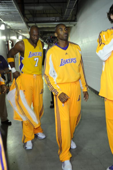 也让牛棚在 也让牛棚在