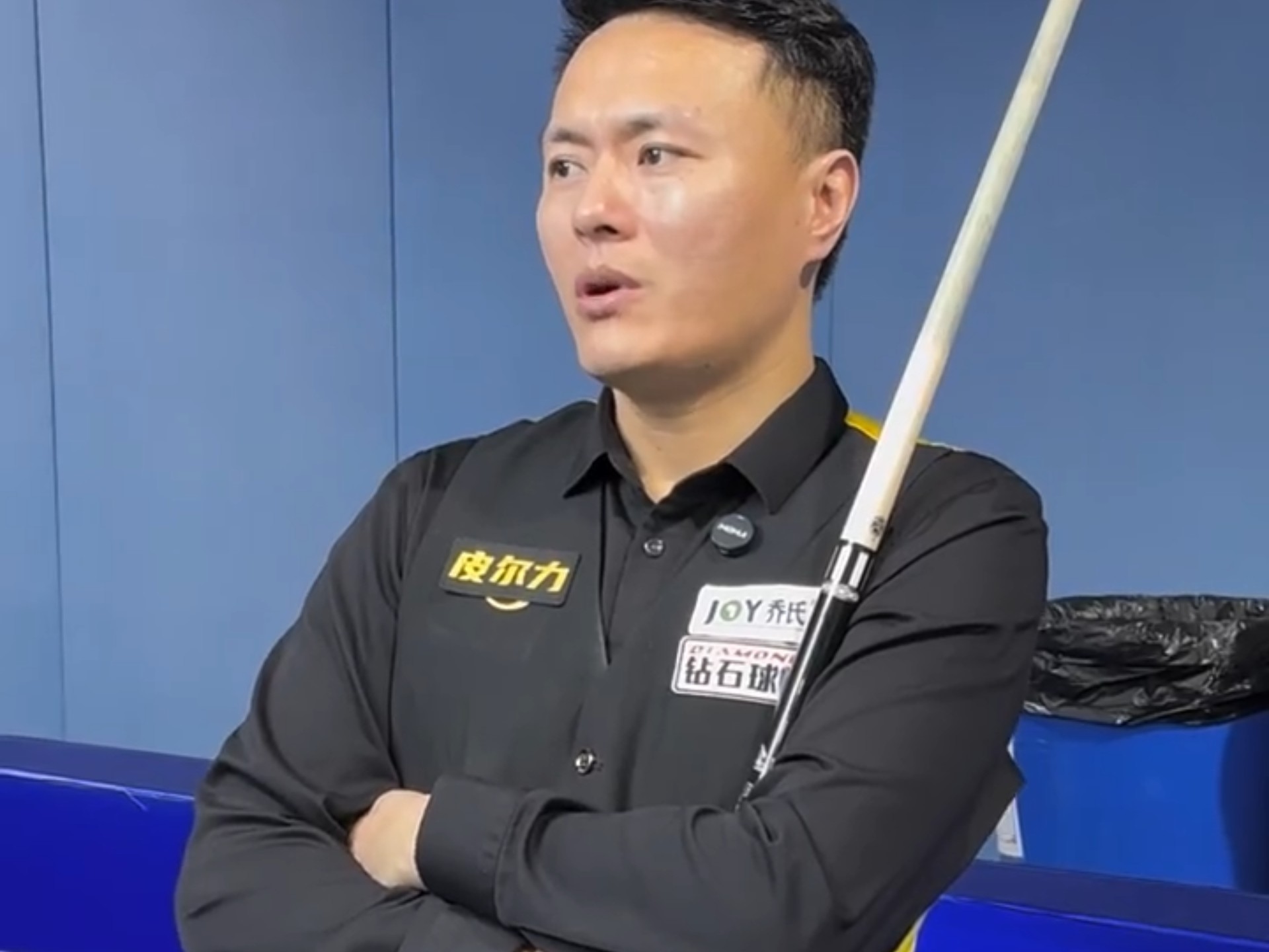 教练组根据 教练组根据